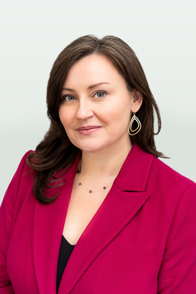 Martha Varinsky : 人力資源副總裁