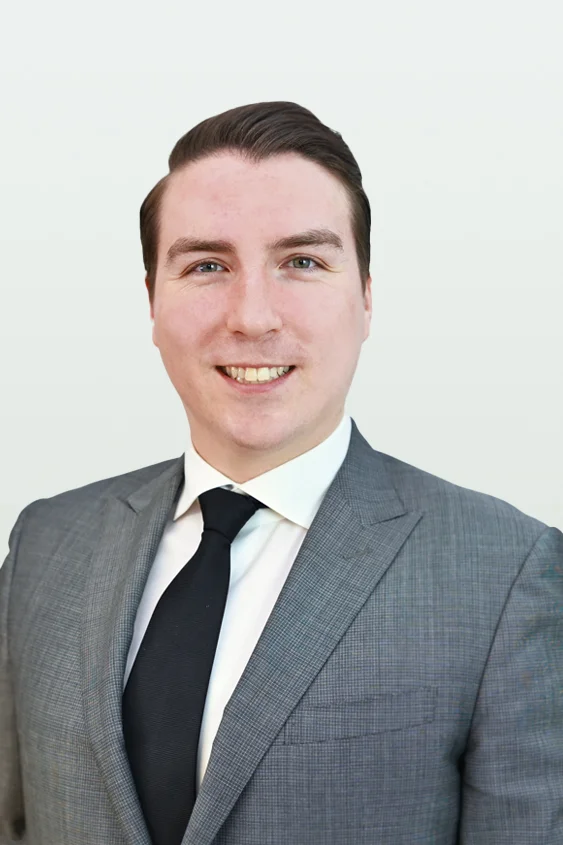 Evan Rennie : Senior Associate, Private Capital Markets
