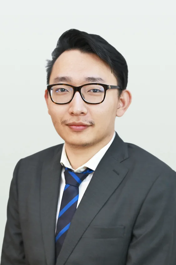 Rui Ma : Associate, Business Development